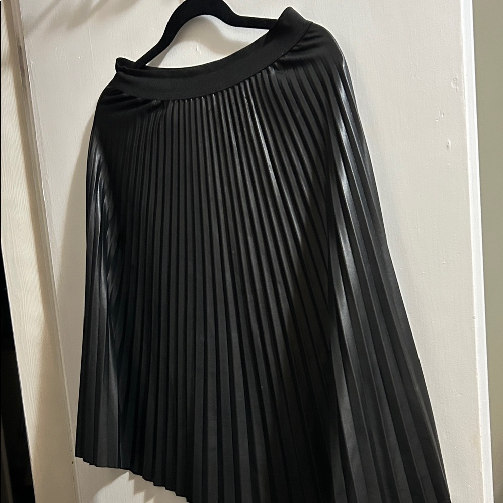 Joe Fresh Asymmetrical Black Pleated Skirt
